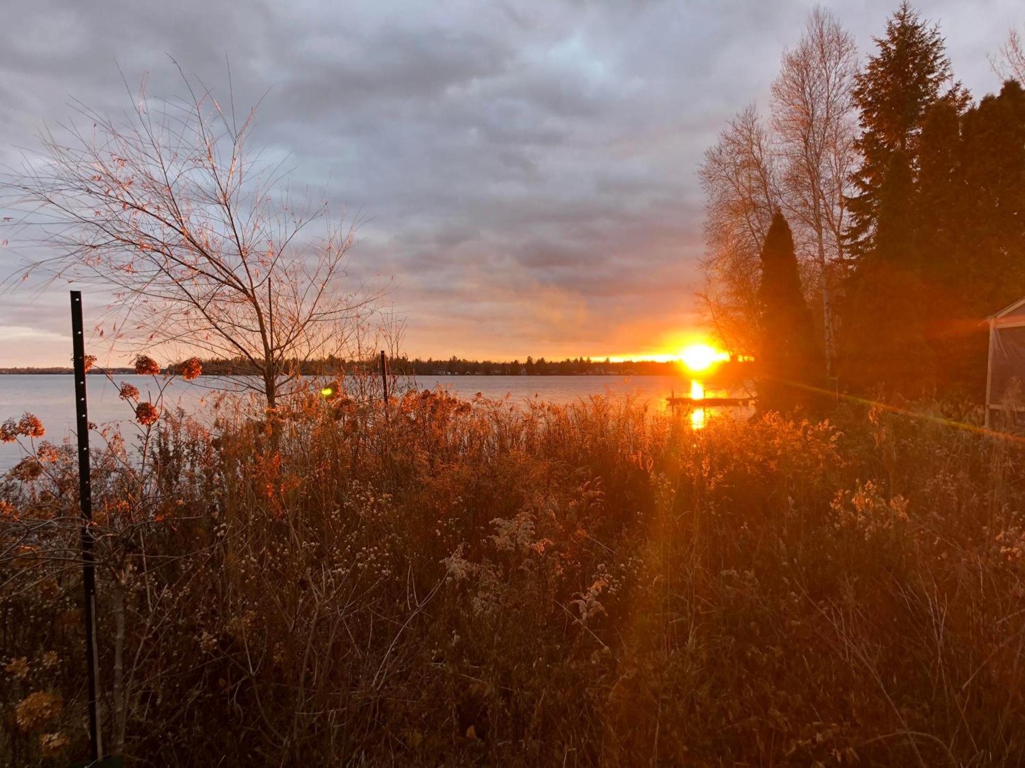 Le Gite Du Lac A La Tortue Herouxville Exterior photo